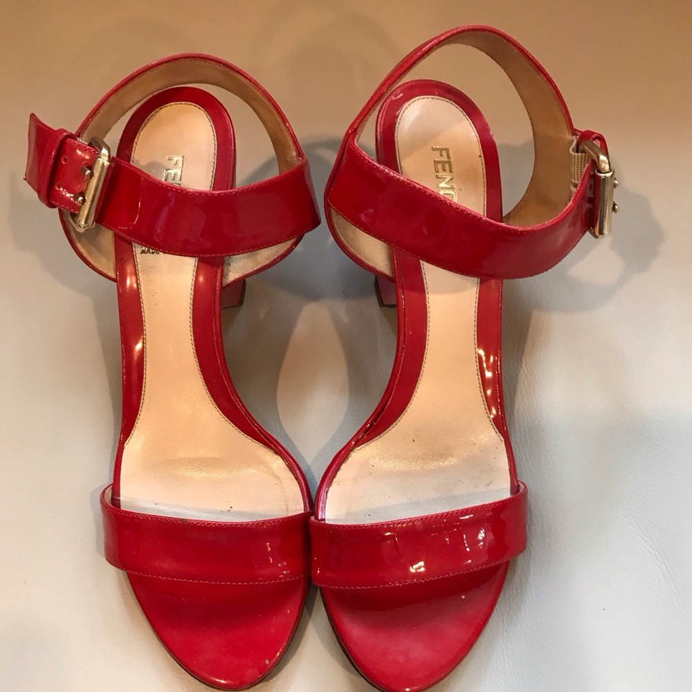 Fendi Vintage patent leather red strappy sandals